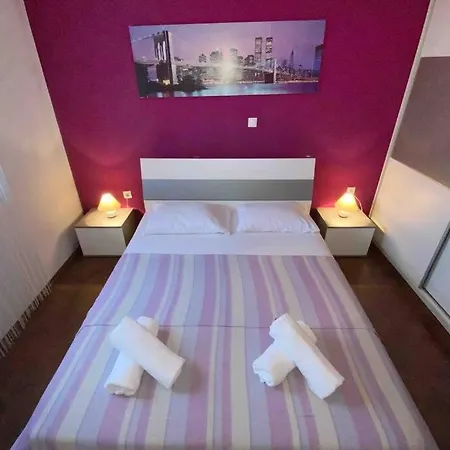 Elo Holiday Home