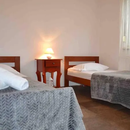 Elo Holiday Home