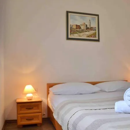 Villa Elo Holiday Home