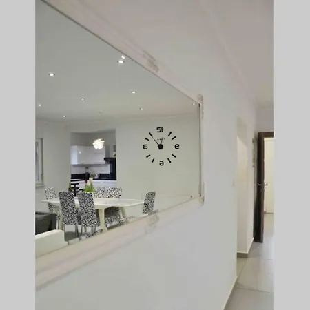Elo Holiday Home